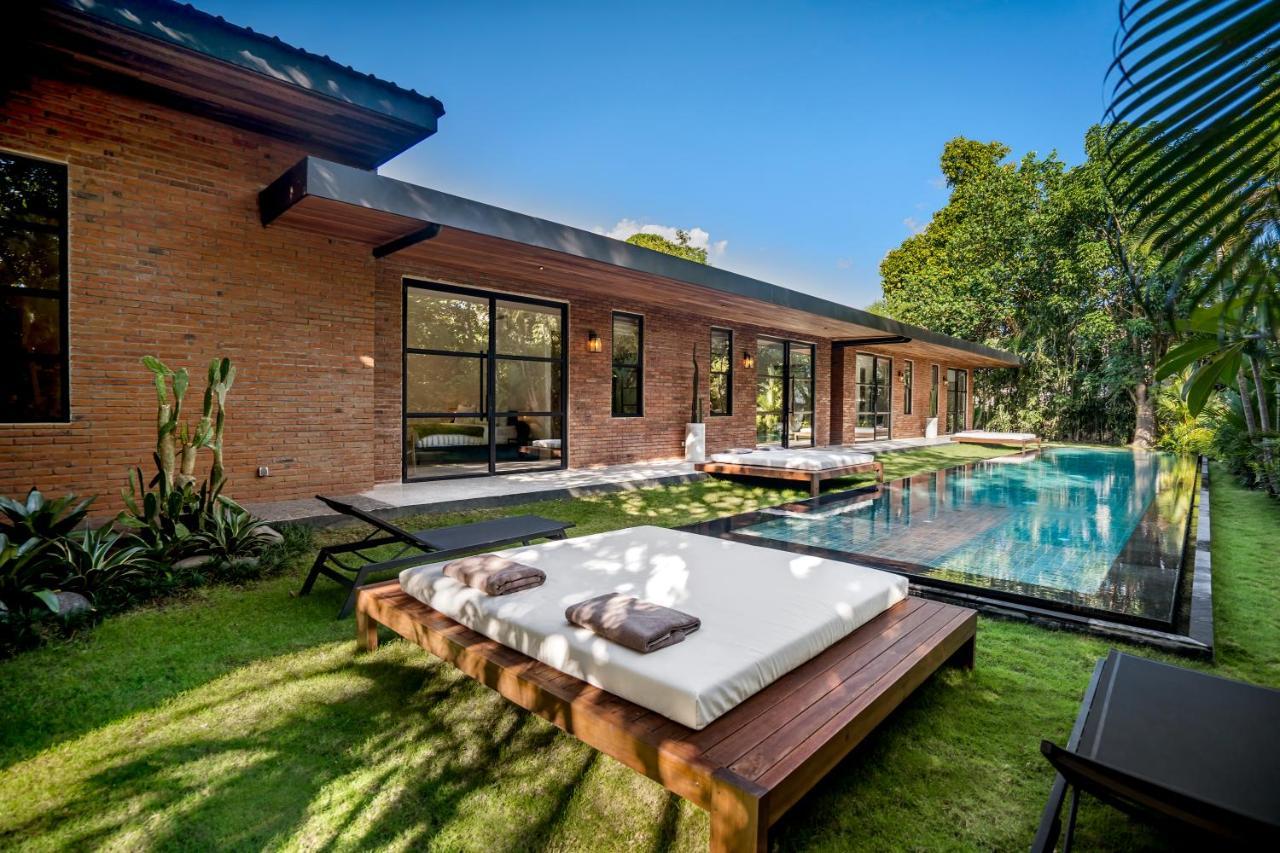 Villa Badoum Guesthouse Canggu Eksteriør billede