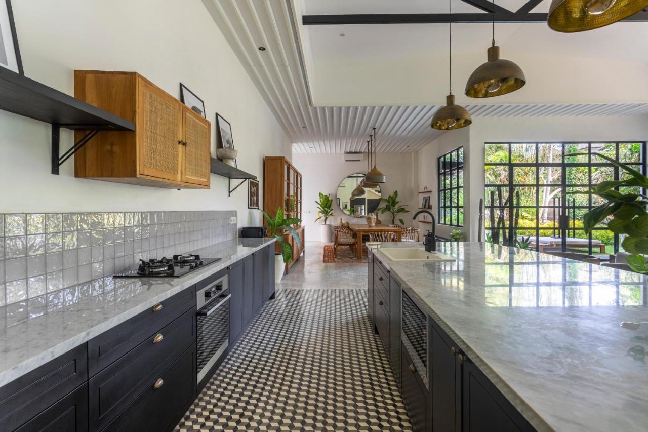 Villa Badoum Guesthouse Canggu Eksteriør billede